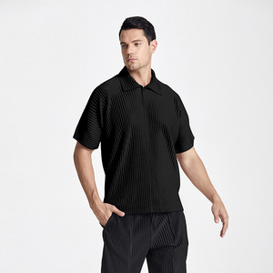 เสื้อเชิ้ตผู้ชาย Miyake ผ้าถักจีบ ลดริ้วรอย สีดำ ทรงหลวม สไตล์ลำลองสมาร์ท 100% โพลีเอสเตอร์ คุณภาพสูง - Product Image 2