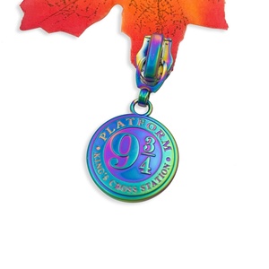 สินค้าขายดี สีรุ้งแบบกำหนดเอง/สีรุ้งแบบด้าน # ตัวดึงซิปโลหะไนลอน 5 ชิ้นสำหรับเสื้อผ้าหรือกระเป๋า - Product Image 5