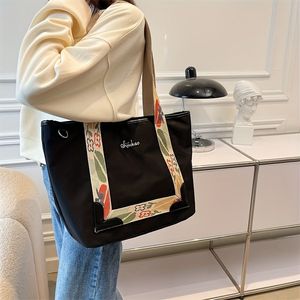 Bolso de mujer, bolso grande antisalpicaduras de nailon, bolso de mano de un solo hombro - Product Image 2