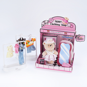 Grazioso Set Gioco Casa delle Bambole con Orsacchiotto, Vestiti e Specchio, Giocattolo Interattivo per Bambini - Product Image 5