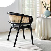 Chaises de salle à manger modernes et luxueuses, noires, en rotin, bois massif de qualité nordique, pour les loisirs et les restaurants