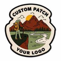 Patch brodé personnalisé pour la randonnée, forme découpée, logo paysage montagneur extérieur, patch auto-agrippant pour sac à dos et veste
