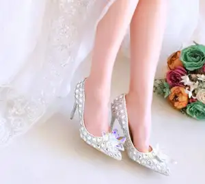 BS052 Sepatu Pengantin Wanita, Hak Tinggi Pernikahan Inlays Tangan Kristal Perak Ujung Sepatu Pengantin Besar Granlet Berlian Imitasi