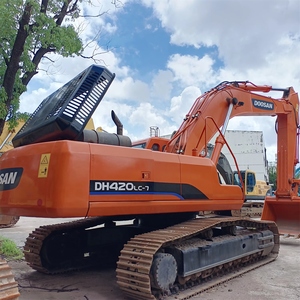 Excavatrice Doosan DH420LC-7 d'occasion, 42 tonnes, haute qualité, best-seller, moteur et pompe inclus, godet de 2 m, puissance de 245 kW, bon état - Product Image 4