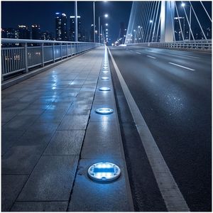 Luz solar reflectante <span class=keywords><strong>de</strong></span> doble cara IP68 <span class=keywords><strong>de</strong></span> aluminio fundido versátil para señalización <span class=keywords><strong>de</strong></span> tráfico en muelles - Product Image 1