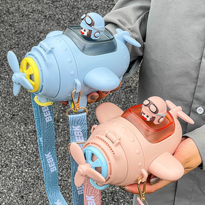Seaygift enfants été dessin animé bébé bus sippy gobelets en plastique 2024 nouvel <span class=keywords><strong>avion</strong></span> étudiant portable <span class=keywords><strong>voyage</strong></span> tritan bouteille d'eau - Product Image 1