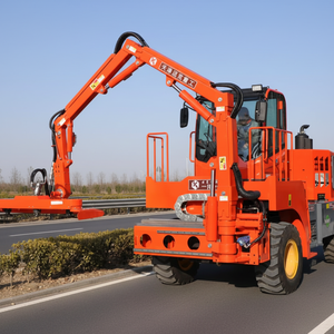 เครื่องตัดแต่งพุ่มไม้แบบขับเคลื่อนด้วยตัวเอง รุ่น JK-591 พร้อมห้องโดยสารเคลื่อนที่ เครื่องยนต์ดีเซล 7.36 เมตร - Product Image 1