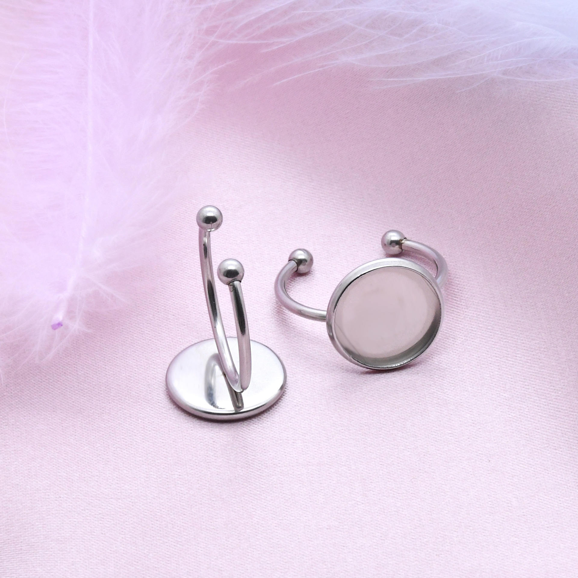 สีเหล็ก (เดี่ยว)