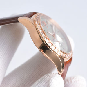 Montre de luxe pour homme avec cadran multiple incrusté de diamants, plaqué or rose, lunette cannelée, index sertis de diamants, montre formelle pour élite professionnelle - Product Image 4