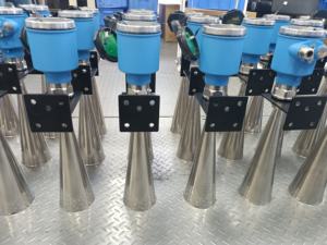 चीन थोक 26GHz पल्स रडार लेवल ट्रांसमीटर फ्लड या रिवर वॉटर रडार लेवल सेंसर बिक्री पर - Product Image 4