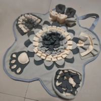 Tapis de recherche olfactive pour chien en feutre, jouet puzzle interactif, mangeoire lente, enrichissement pour animaux, multicouche, antidérapant, conception d'entraînement