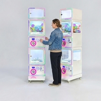Machine à capsules professionnelle avec capacité de 10 cm de diamètre pour les balles, écran LCD indépendant pour les salles d'arcade intérieures