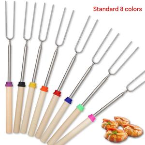 Forchette Telescopiche in Legno da 32 Pollici per Arrostire Marshmallow e Barbecue - Product Image 2