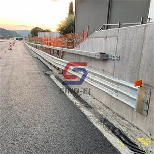 Terminal de Containment Latéral pour <span class=keywords><strong>Garde</strong></span>-<span class=keywords><strong>corps</strong></span> de Pont, Absorbant l'Énergie et Redirigeant la Voie, pour la Sécurité des Chutes - Product Image 2