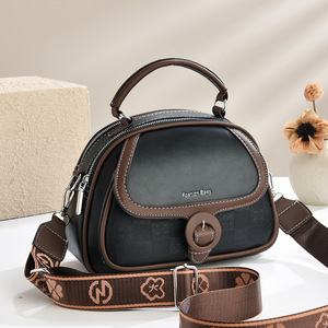 Sac bandoulière élégant bicolore pour femme, petit sac à l'épaule pour tenues quotidiennes, sacs tendance été 2025 - Product Image 1