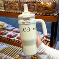 Termo de plástico ecológico portátil de gran capacidad, taza de café de celebridad de Internet para estudiantes, mango de oficina avanzado Simple