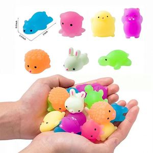 Jouets extensibles en TPR souple, mini animaux mochi kawaii aléatoires, cadeaux d'anniversaire pour enfants, pour capsules transparentes de 32 mm, distributeur automatique - Product Image 2