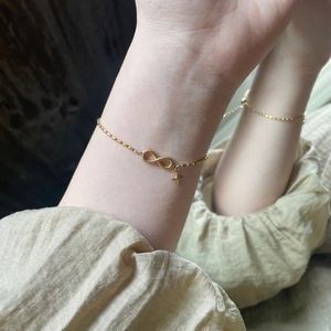 Pulsera Personalizada con Cadena de Cuentas de Acero Inoxidable y Eslabones Chapados en Oro con Símbolo de Infinito y Estrella de la Suerte - Product Image 4