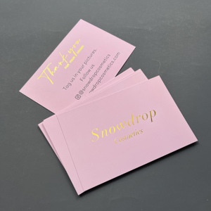 Tarjeta de agradecimiento rosa personalizada con estampado en caliente de logotipo en lámina dorada, tarjetas de reconocimiento empresarial de lujo para pequeñas empresas, empaques de cosméticos - Product Image 2