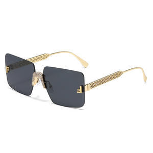 Gafas de sol retro sin bordes cuadradas con decoración de diamantes de marca de diseñador con logotipo personalizado - Product Image 3