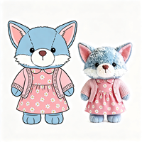 Adorable renard bleu en peluche dans une jolie robe fleurie, pure excès de mignonnerie, animal en peluche renard, jouet en peluche renard doux