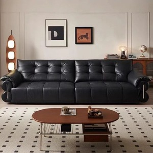 Set <span class=keywords><strong>Divano</strong></span> Vintage Italiano in Pelle Nera a Grana Piena, 3 Posti Trapuntato con Poltrona <span class=keywords><strong>e</strong></span> Pouf, Arredamento per Soggiorno - Product Image 2