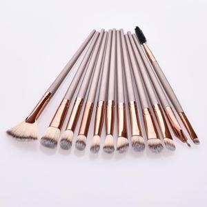 DailyQueen Kit de 12 pinceaux de maquillage essentiels pour fard à paupières, eye-liner, estompage et contour des yeux, avec échantillon gratuit, crayon, estompeur et anticernes - Product Image 6