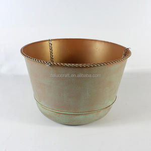 Fioriera <span class=keywords><strong>da</strong></span> <span class=keywords><strong>appendere</strong></span> elegante per <span class=keywords><strong>piante</strong></span> <span class=keywords><strong>da</strong></span> interno esterno Design moderno durevole facile <span class=keywords><strong>da</strong></span> <span class=keywords><strong>appendere</strong></span> in rame zincato metallo vaso di fiori - Product Image 5