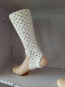 CE ISO ha certificato la stecca termoplastica perforata riutilizzabile dell'attrezzatura di terapia medica per la riabilitazione ortopedica di fisioterapia - Product Image 5