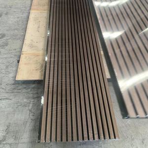 Panneaux muraux acoustiques en bois naturel modernes Fonction acoustique optimale Avantage sonore pour les salles de placage acoustique pour animaux de compagnie - Product Image 1