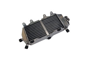 หม้อน้ำอะลูมิเนียมอัลลอยสำหรับยามาฮ่า YZ125 YZ 125 2 จังหวะ ปี 2005-2022 ถังน้ำหล่อเย็น หม้อน้ำ คูลเลอร์ อุปกรณ์เสริมรถจักรยานยนต์ - Product Image 2