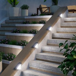 Lámpara Solar Triangular para Escalones, Lámpara de Pared para Exteriores, Impermeable, con Sensor de Oscuridad Automático, Iluminación Ambiental para Jardín y Patio - Product Image 2