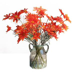 Fleurs artificielles Haoche Daisy en soie blanches et jaunes pour décorations de mariage - Product Image 5