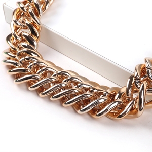 Nouveau Collier Épais Populaire Style Punk pour Homme, Chaîne Cubaine Or <span class=keywords><strong>Rose</strong></span> Découpée Géométrique en Acrylique, Plaqué Or - Product Image 4