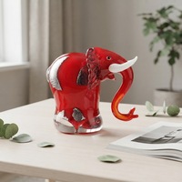 Décoration d'art moderne, artisanat, éléphant à long nez en verre coloré émaillé fait à la main, ornement créatif pour la décoration de la maison