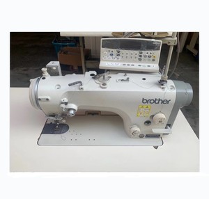 ماكينة خياطة براذر 8560A إلكترونية مستعملة ذات دفع مباشر بغرزة متعرجة مع قاطع خيط وغرزة متعرجة ثلاثية الخطوات - Product Image 1