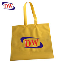 Sac poly mat CPE givré jaune à boucle souple avec poignée en plastique pour chaussettes Shopping Merci