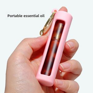 Étui à rouge à lèvres en silicone rose de qualité alimentaire, portable, résistant aux chutes, avec porte-clés, pour baume à lèvres et brillant à lèvres, avec boucle métallique - Product Image 4