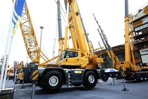 Nouvelle grue de levage XCR90 90 tonnes Grue tout-terrain XCR90_M Fabriquée en Chine Vente chaude - Product Image 4