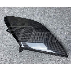 Embellecedor de ventilación lateral de fibra de carbono de alta calidad para Ferrari 488 GTB - Product Image 5