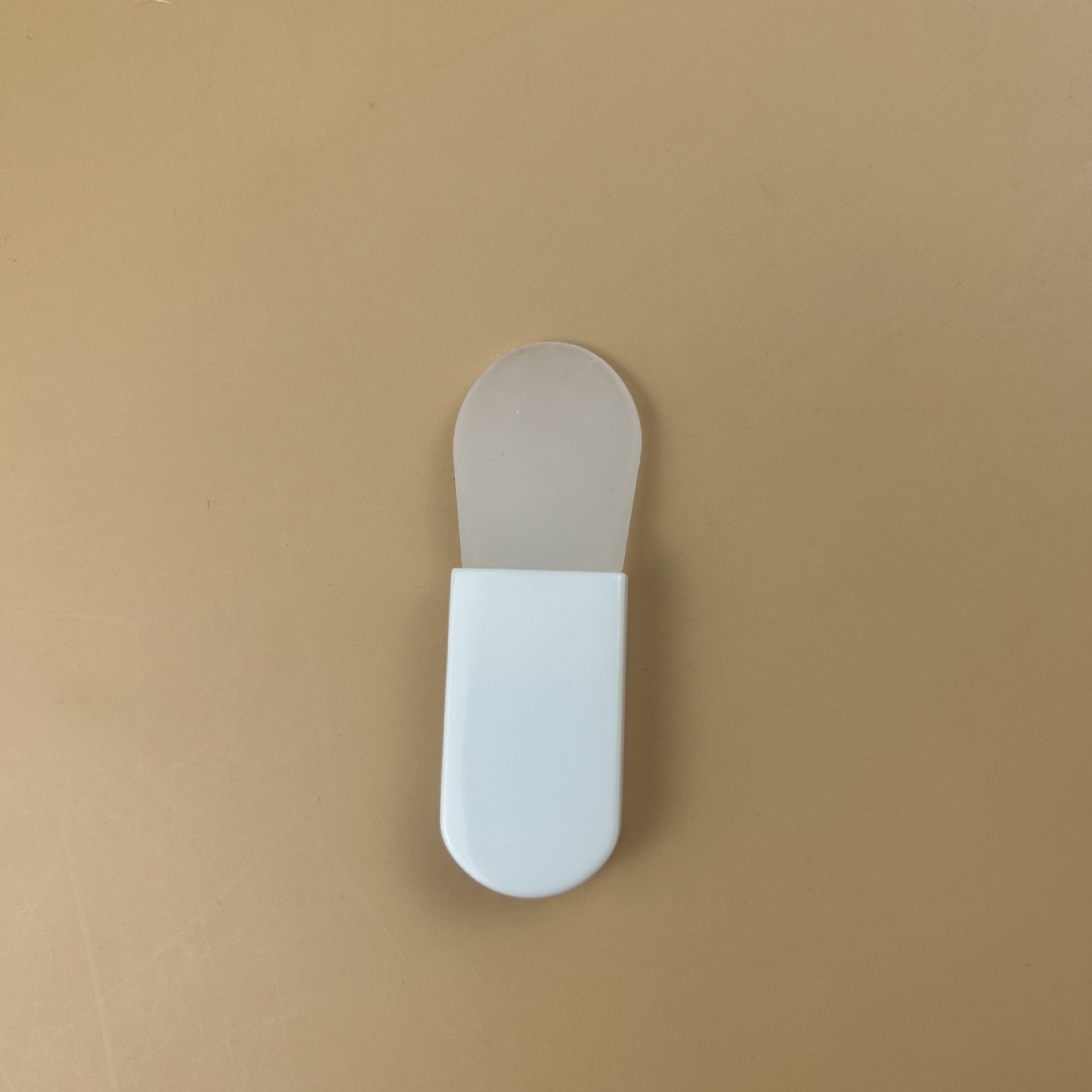 Pinceau rond pour masque