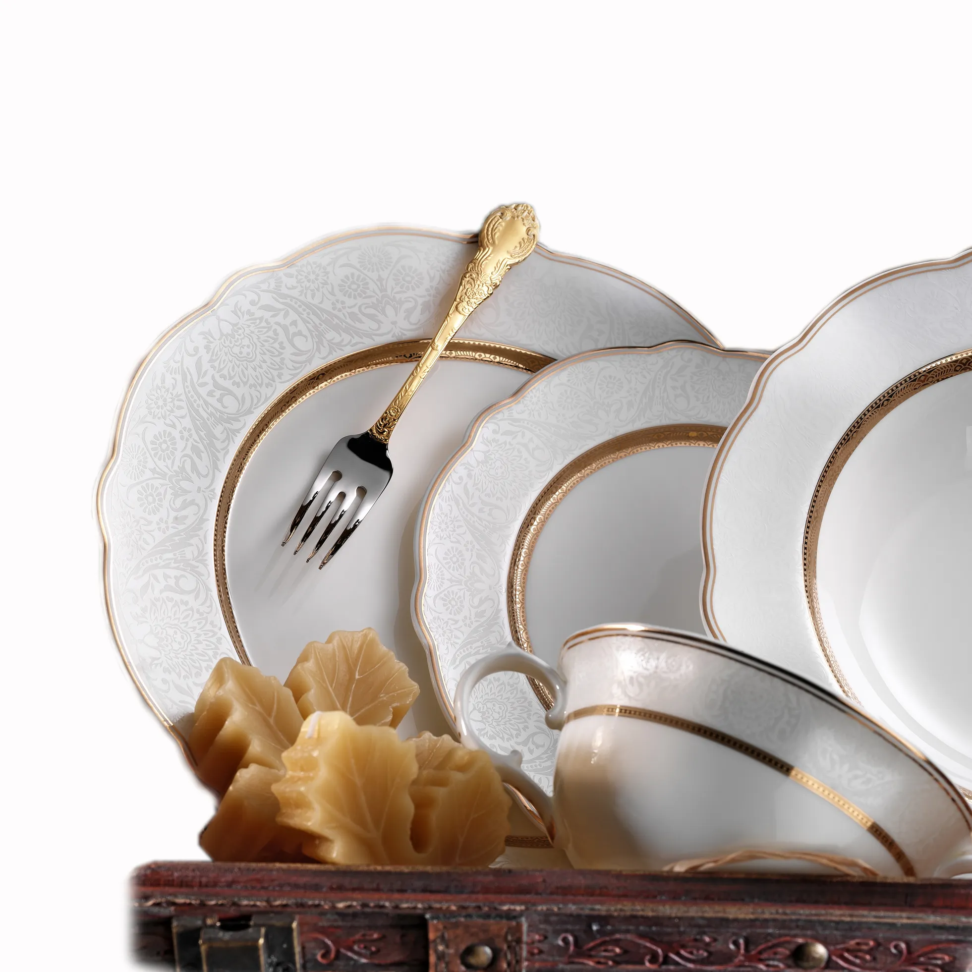 Thổ Nhĩ Kỳ Sang Trọng Vàng Bộ Đồ Ăn Bán Buôn Giá Rẻ Xương Trung Quốc Ware Bộ Đồ Ăn Bữa Tối Bộ Đồ Ăn Vuông Và Hình Tròn