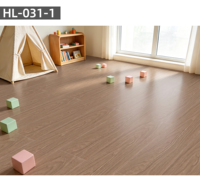 Autocollant de sol LVT 1mm à grain de bois moderne personnalisé, prix d'usine en gros, planches de revêtement de sol PVC auto-adhésives pour commande en gros