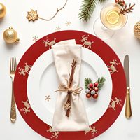 Assiettes de présentation en plastique de 13 pouces, motif renne de Noël rouge, pour fêtes d'anniversaire, banquets et service de table de Noël