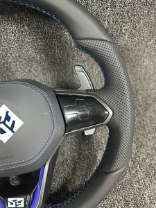 Volant en cuir semi-perforé R <span class=keywords><strong>Line</strong></span> Golf 8 pour VW Volkswagen Golf 8 MK8 8R R Gti Gtd Jetta <span class=keywords><strong>Tiguan</strong></span> Polo Passat CC B7 B8 - Product Image 3