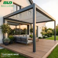 Pergola motorisée autoportante haut de gamme en aluminium avec lames orientables pour espace extérieur multifonctionnel
