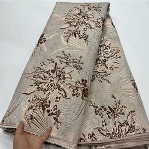 2023 vente chaude robe de couleur blanche bonne qualité dentelle et 100% Polyester fleur brocart Jacquard pour les femmes robe de mariée - Product Image 4