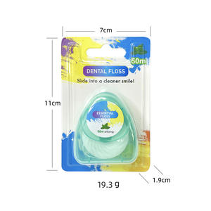 <span class=keywords><strong>Fil</strong></span> <span class=keywords><strong>dentaire</strong></span> en nylon <span class=keywords><strong>ultra</strong></span> <span class=keywords><strong>doux</strong></span> de 50m avec micro-cire Bobine de nettoyage interdentaire jetable Micro-cire fraîche à la menthe pour une haleine fraîche - Product Image 3