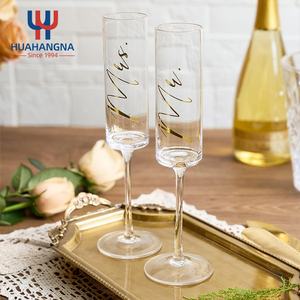 Verre en cristal fait main gravé sur mesure pour flûtes à <span class=keywords><strong>champagne</strong></span>, ensemble de serveur à gâteau, boîte cadeau en bois pour mariages, fiançailles et anniversaires - Product Image 5
