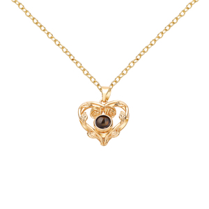 Collana con Ciondolo a Forma di Cuore e Rosa con Proiezione Foto Personalizzata in Zirconi, Gioielli alla Moda per Feste - Product Image 6